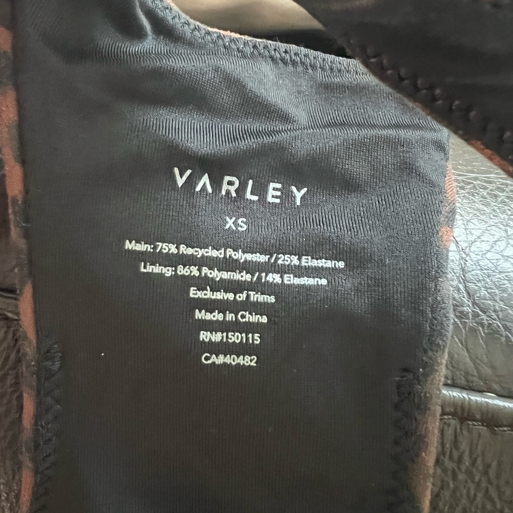 Varley Leopard Print Sports Bra - Picture 5 of 7